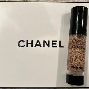 Chanel les beiges water fresh complexion touch b20